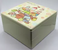 Collection two tiered box (with furoshiki wrapping cloth)' Eiga Sumicco Gurashi Tsugihagi Kozo no Fukiginako × Takashimaya'