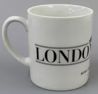 ロゴ LONDON PRESSチェンジマグカップ 「BURN THE WITCH」