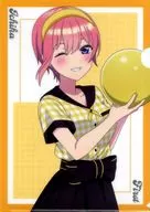 Hajime Nakano, una chica de bowler con un dibujo de flores, ver. A4 clear file "Go-Tōbun no Hanayome Fresh ×ROUND1"