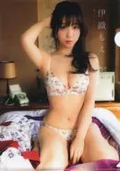 伊织Moe B5双面文件夹卡通动作2025年4月1日号特别赠品