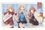 大室三姉妹 ラバーデスクマット 「ゆるゆり×大室家 crown garden in アトレ秋葉原」