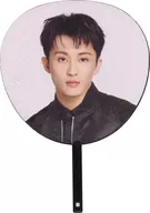 マーク BIGうちわ 「NCT 127 4TH TOUR ‘NEO CITY ： JAPAN - THE MOMENTUM’」