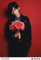 D-BOYS / Tetsuya Makita / Above-the-knee, Costume Black, Background Red, Right Hand Flower Bouquet /' 2014 Valentine' official Official photo