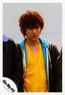 Kis-My-Ft2 / Kento Senga / Upper Body / Costume Black. Blue. Yellow, Eye Point Right, Background White, Mouth Closed / Official Official photo