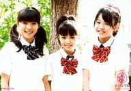 Sakura Gakuin / Group (3 people) / Horizontal, Upper body, Costume white, Ribbon Red, Navy Blue, Uniforms, Center Kikuchi, Background / "TOKYO IDOL FESTIVAL 2010" Venue, Goods Sales Official photo