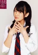 福本爱奈/上半身衣服红白领带双手脖子脸斜向左/随机生写真第5弹