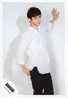 Arashi / Matsujun / Knee-Top / Shirt White / Body Facing Right / Right Hand Pocket / Left Hand Wall / Background White / 16 Spring / Summer ARASHI "Japonism Show" in ARENA Brochure and goods shooting off-shot / Official Official photo