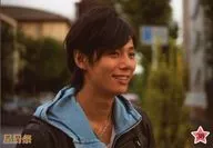 38 : Maasa Igarashi / Landscape / Bust up / Costume black / Light blue / Body facing right / Maasa Igarashi / Tomoki Hirose 1 st Fan Event 「 Star 屑祭 」 Bromide