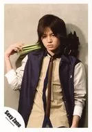 SeXyzone / Fuma Kikuchi / Upper Body / Costume Purple Beige Brown White / Right Hand Stem / Back Flowers / Official Official photo