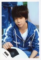 NEWS / Takahisa Masuda / Upper Body / Costume Blue / White / Right Hand Soccer Ball / Back Person / Official Official photo