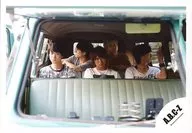 A.B.C-Z/集合(5人)/横型・上半身・衣装白.グレー・車の中/公式生写真