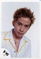 V6 / Junichi Okada / Bust up jacket white, yellow line, slightly front-facing, background white / Official Official photo