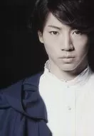 Hiroshi Yazaki (Macbeth) / Bust Up / Costume White / Black / Mouth Closed / Background Black / Stage 「 MACBETH 」 Bromide