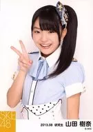 Juna Yamada / Upper body / SKE48 August 2013 individual Official photo "2013.08" "Denim Uniform Costume"