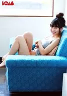 Miru Shiroma / Whole-Body / Sleeveless Grey / Sitting / Sofa / Left / BOMB June 2016 All-Applicants Service Official photo