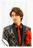 Hey!Say!JUMP/高木雄也/丰胸・服装黑・红・金・胸花・脸向左・闭口・背景白/16夏季演唱会内裤&商品摄影/官方生写真