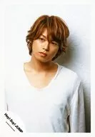 Hey!Say!JUMP/高木雄也/豐胸・衣著白・臉傾斜・閉口・背景白/專輯