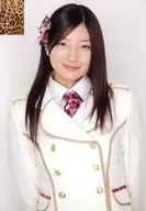 Rika Kishino / Upper Body / Costume White / Gold / Tie Pink / Both Hands / Mouth Closing / Official Official photo Vol. 1