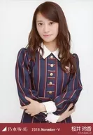 Reika Sakurai / Upper Body / 16th Uniform / Nogizaka46 2016 November-V Random Official photo