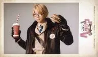 Ryuko Isogai (USA) / Horizontal / Upper Body / Burger Size (55 mm x 90 mm) / Musical 「 Hethalia - The Great World - 」 Photo Card Set B