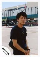 KAT-TUN / Yuichi Nakamaru / Upper Body / Costume Blue / Both Hands Matching / Outdoor / Building behind / Background road / Official Official photo