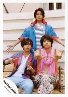 Hey! Say! JUMP / Yamada-Takagi / Yaotome / Knee-Up / Sitting / Costume Pink / Blue-Purple / Peace / Both Hands Spread / Official Official photo