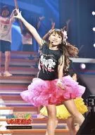 ミルキィホームズ/三森すずこ/ライブフォト・膝上・衣装ピンク・黒・両手パー・右手上げ・視線右/「ライブ ミルキィホームズ 秋の大運動会」フォトチョイス