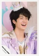 Hey! Say! JUMP / Hiroto Nakajima / Bust up, costume purple, white, crown, both hands down, smile, balloons behind / "Chau #" PV & Jacque photography / Official Official photo