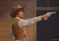 Motohiro Ota / Live Photo, Horizontal, Upper Body, Figurino, Brown, White, Hat, Right Hand Gun, Right Side / Stage "GO WEST" Stage Photo