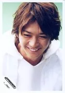 J-Friends / Taichi Kokubun / Bust up / Costume white / Teeth show / Smile / Under eyes / Background green / Official Official photo