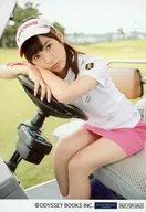 モーニング娘。’16/生田衣梨奈/膝上・座り・衣装白.ピンク・ハンドルにうつ伏せ/写真集「衣梨奈」e-LineUP!購入特典