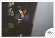 V6 / Yoshihiko INOHARA / Horizontal, Upper body, Costume dark blue gray, Right hand pose / "Can't Get Enough / ハナヒラケ" PV & Jacque Photo & Special Movie Off-Shot / Official Official photo