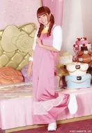 でんぱ組.inc/成瀬瑛美/全身・衣装ピンク白・左足上げ・体左向き/夢みる☆ディアステージ in サンリオピューロランド 個人ブロマイド