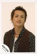 KAT-TUN / Sei Tanaka / Bust up / Costume black / Grey / Brown best / Body facing left / Eye front side / Background beige / Official Official photo