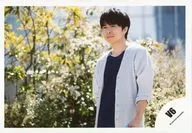 V6 / Inohara Yoshihiko / Horizontal, Upper body, Costume 紺白, Both Hands, Left facing / "COLORS / Children of the Sun and the Moon" PV Jacque Photo & Special Movie Off-Shot / Official Official photo