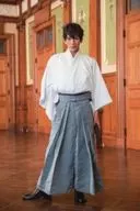 Mount Matsuda (Sakamoto Ryoma) / Whole Body, Costume White, Hakama, Eye Front, Left Hand Sword, Post Card Size / Stage "Blue Shuttle Produced 『 Dragon Compass 』 Part 2 Restoration Kaiten Hen" Official photo