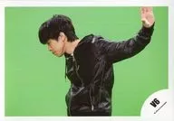 V6 / Inohara Yoshihiko / Horizontal ・ Upper body ・ Costume black ・ Parr with left eye ・ Body facing left ・ Background green / Album "The ONES" Jacque & PV photo off-shot / Official Official photo