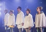 Group (5 people) / Horizontal, Live Photo, Above the Knee, Costume White, Sunglasses, Body Facing Left, Eyes Upper Left / Stage "STAR BOYZ" God-Only Known Random Photo Set STAGE ver. (GOLD)