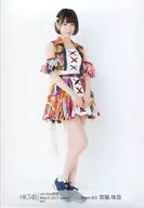 宮脇咲良/全身・右向き・両手下/HKT48 2017年3月度 net shop限定個別生写真 March 2017 vol.01/02
