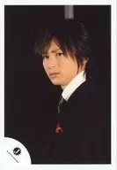 KinKi Kids / Koichi Domoto / Bust up / Costume black / white / red / Body facing left / Line of sight left / Background black / Logo "J" / Official Official photo