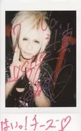 ☆ LUCHe. / Toshin / 「 with autograph and message! Cheese 」, bust up, costume black, both hands piece / live cheki