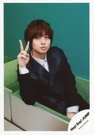 Hey! Say! JUMP / Kei Inoo / knee-up / sitting / costume black and white / right hand piece / 17-18 winter concert goods shooting off-shot / official Official photo