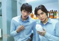 Yuta Koseki / Kodai Matsuoka / Horizontal / Upper Body / Matsuoka Right Hand Container / 「 HANDSOME FILM FESTIVAL 2017 Original Photo 」 "Midsummer like dream" Set