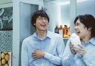 Yuta Koseki / Kodai Matsuoka / Horizontal / Upper Body / Matsuoka Both Hand Container / 「 HANDSOME FILM FESTIVAL 2017 Original Photo 」 "Midsummer like dream" Set