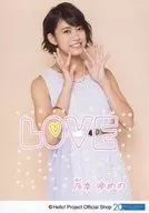 Tsubaki Factory / Yumeno Kishimoto / Printed Message / Upper Body / Tsubaki Factory Official photo 『 LOVE 』 