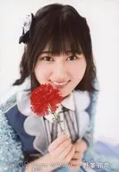 『 Reprint 』 Rena Nozawa / Rare, Common Cut (No Band), Bust Up, Red Flower on Hand / AKB48 Theater Trading Official photo Set 2017. May2 "2017.05"