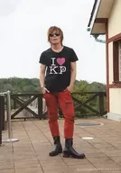 Kisho Taniyama / Whole Body / Costume Black Red / Sunglasses / Both Hands Pocket / DVD 「 TAKE ME TO THE CHIVER ~ Kisho Taniyama's Rock Holiday ~ Top and Bottom Pack 」 Animate Purchase benefits Bromide