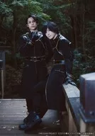 Shin' ichi Hashimoto (Makoto Kogure), Kei Hajime Yamamoto (Senju Hinamori) / whole body, sitting in Yamamoto, outdoor / stage "Messiah : TSUKUYOMI: Moon Phase no Toki" 2 shot Bromide Set A