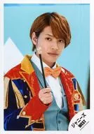 Johnny's West / Chugen Junta / Bust up / Costume blue red / Carrying a right hand stick / "To Principal no Kimi" PV photo off-shot / Official Official photo