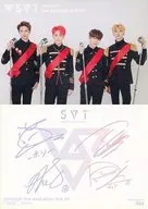 004 : Seventeen / Gather (4 people) / Kirakira card / "Seventeen 2018 JAPAN ARENA TOUR' SVT'" trading card